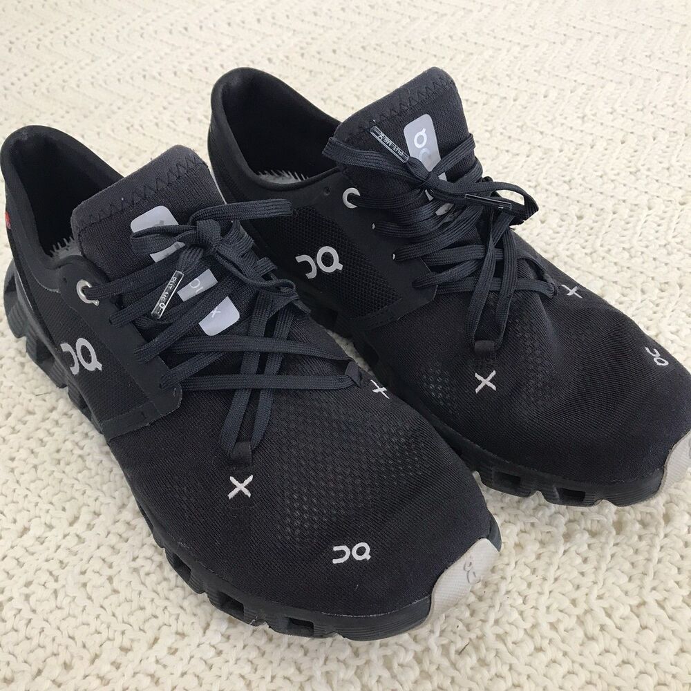 Womens On Cloud Athletic Shoes Size 10.5 Black Missing Insoles.